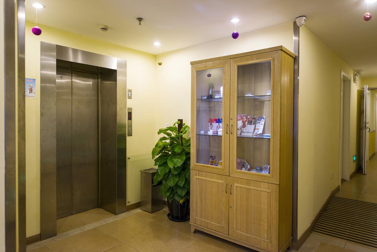 Home Inn Shanghai Lujiabang Road Metro Station ภายนอก รูปภาพ